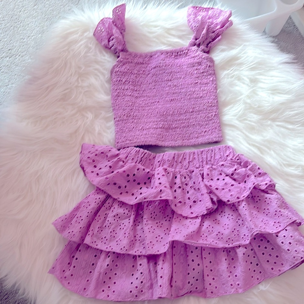 Girls size 4T FBZ Flowers By Zoe Lilac Eyelet Two Piece Set (Top and Skirt)